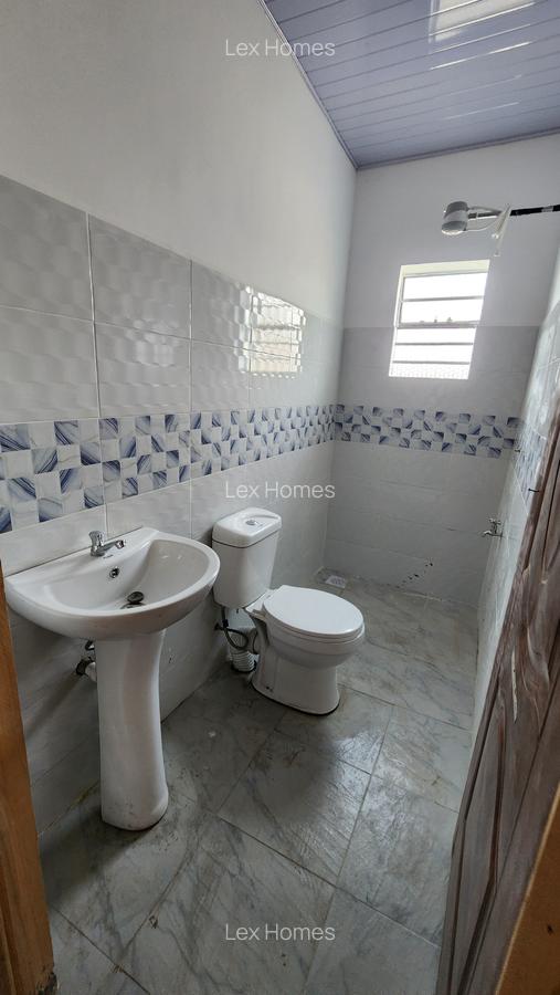 3 Bed House with En Suite at Rimpa Road - 15