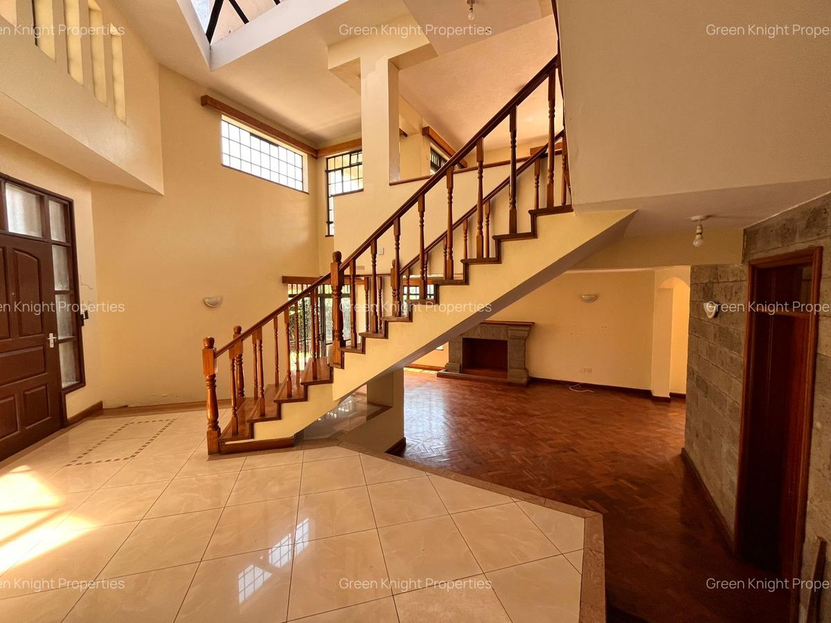 4 Bed House with En Suite in Spring Valley - 3