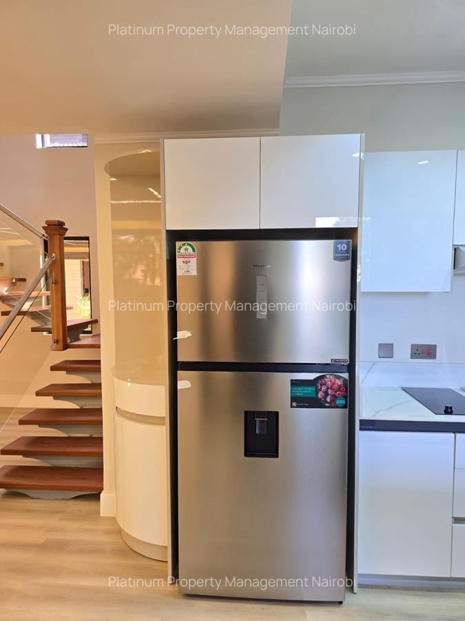 3 Bed House with En Suite at United Nations Avenue - 8