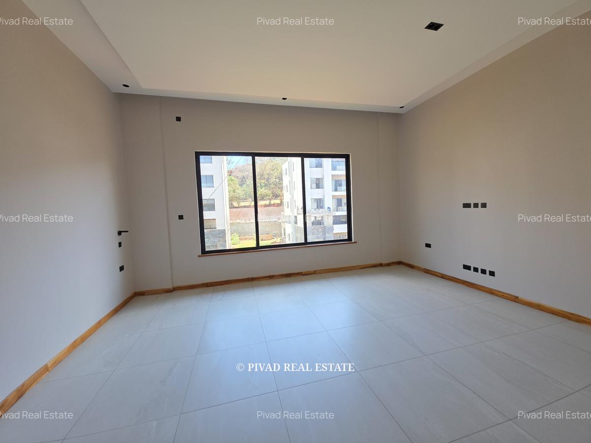 4 Bed Apartment with Swimming Pool in Loresho - 12