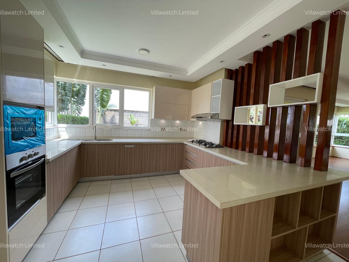 4 Bed Townhouse with En Suite at Off Kiambu Road Brookhouse - 9