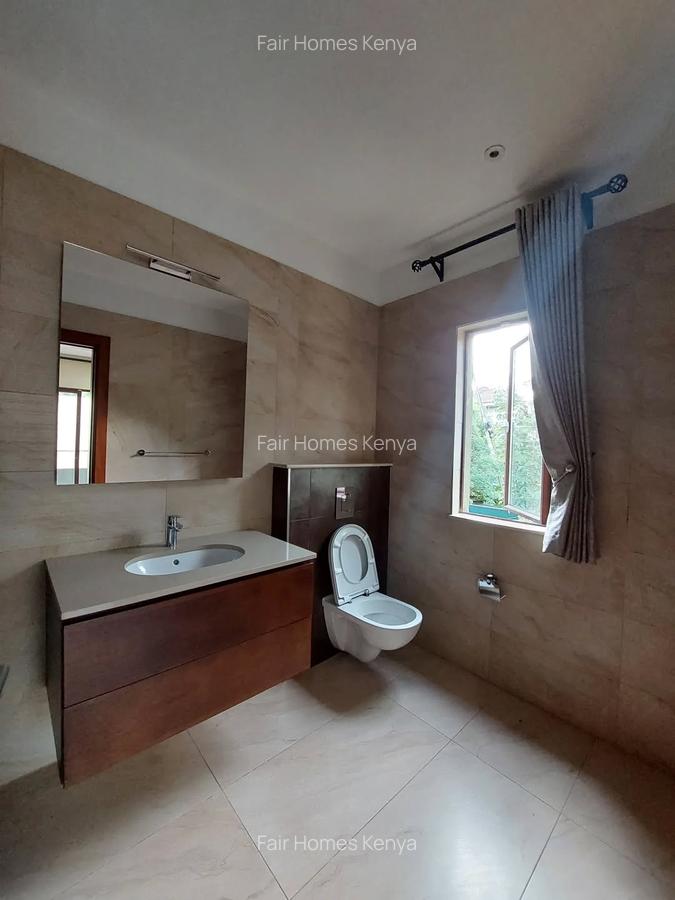 5 Bed Townhouse with En Suite at Convent Drive - 18