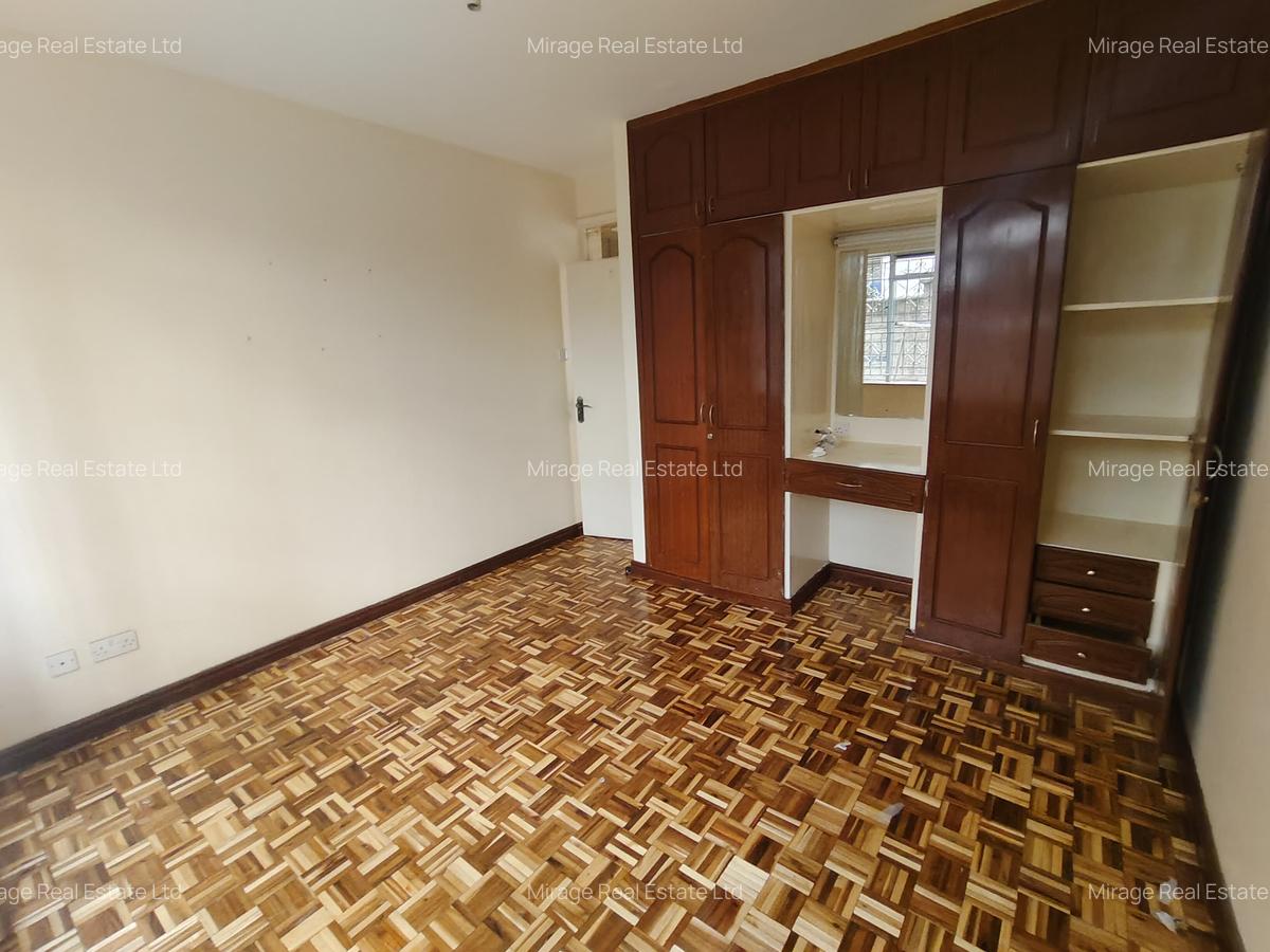 3 Bed Apartment with Swimming Pool in Kilimani - 13