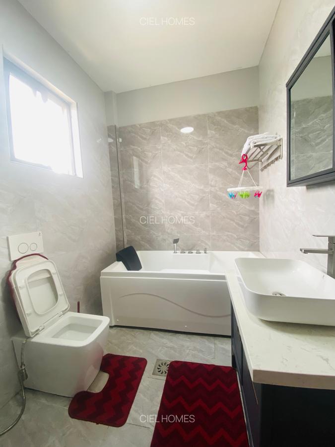 Serviced 4 Bed Apartment with En Suite at Othaya Road - 10