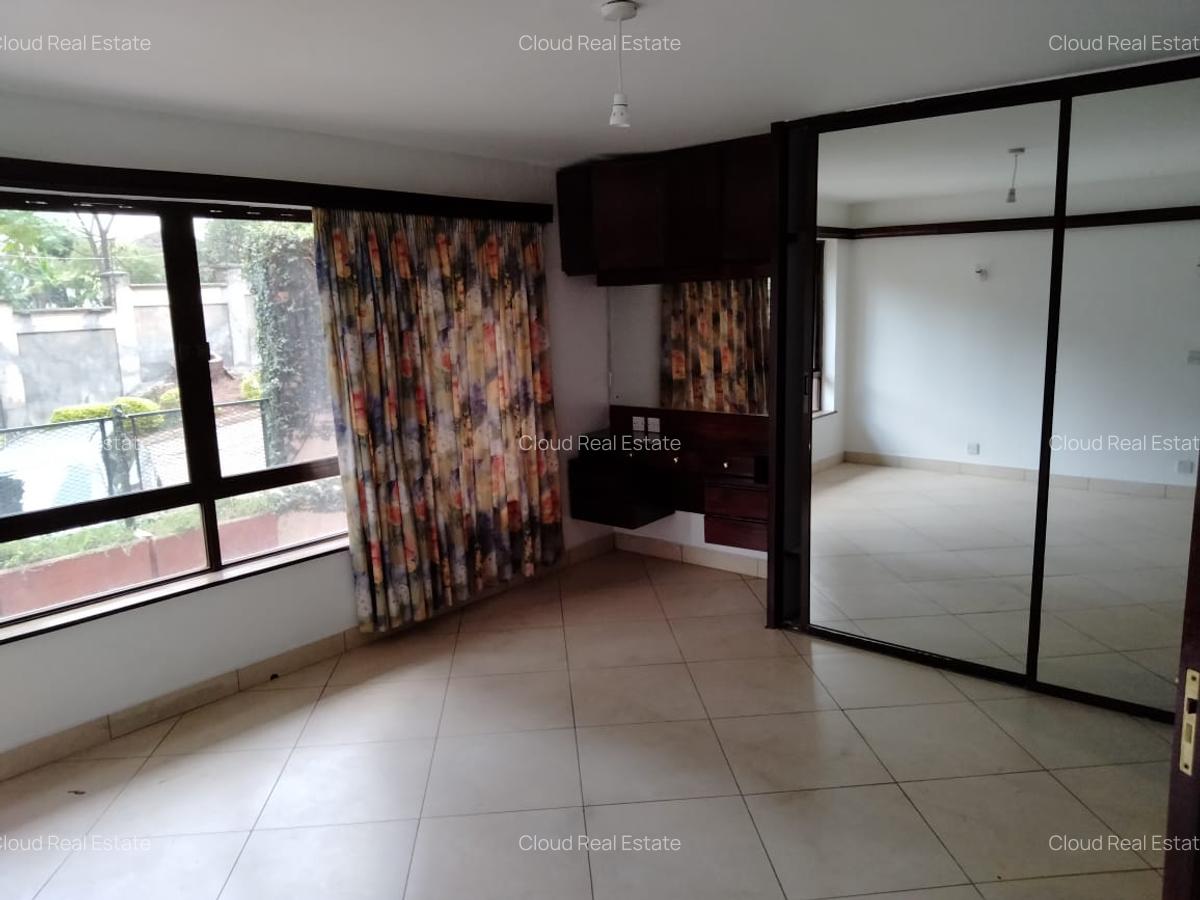 1 Bed Apartment with Parking in Westlands Area - 12