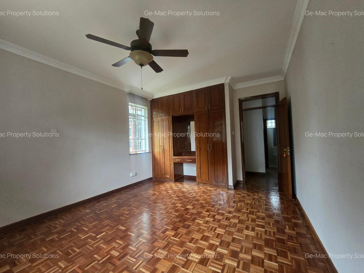 4 Bed House with En Suite in Runda - 5