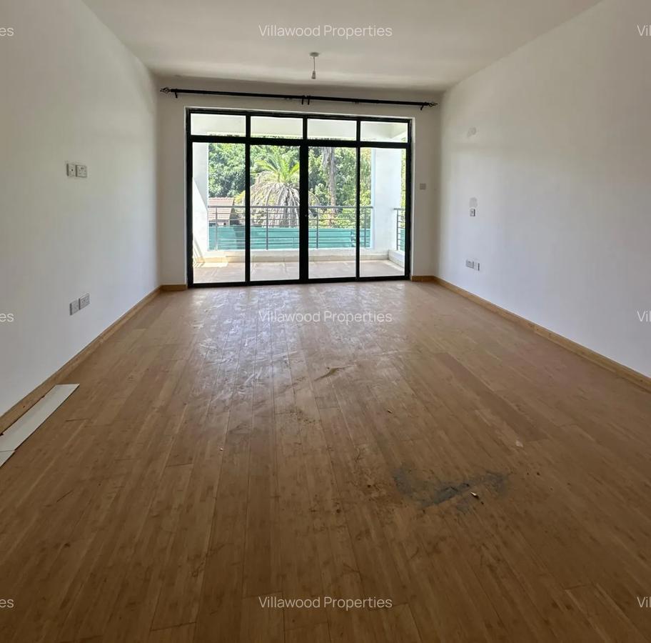 5 Bed Townhouse with En Suite in Lavington - 8