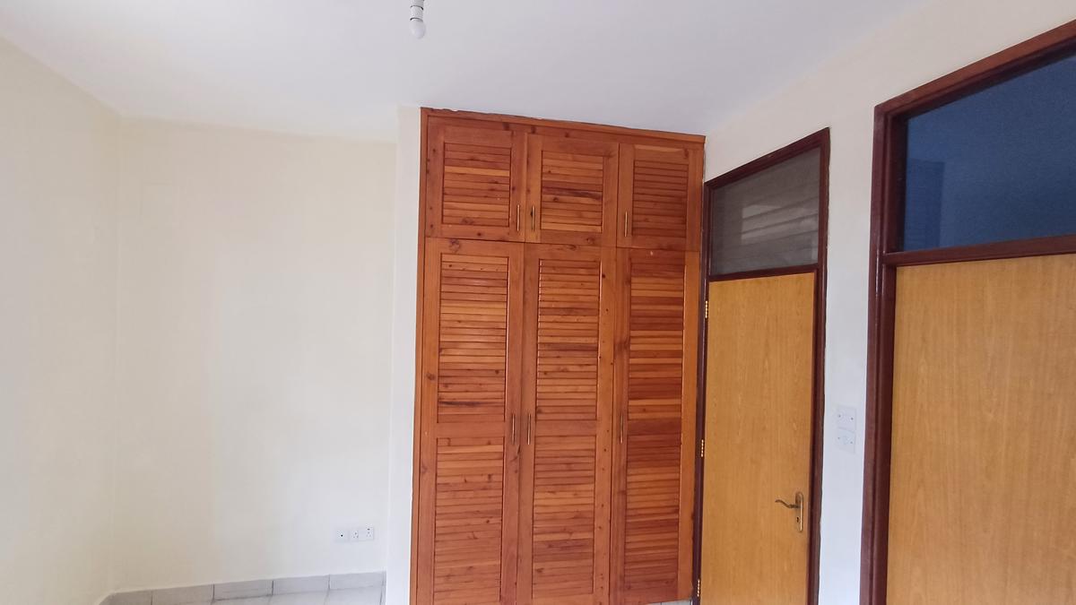 2 Bed Apartment with En Suite in Shanzu - 12