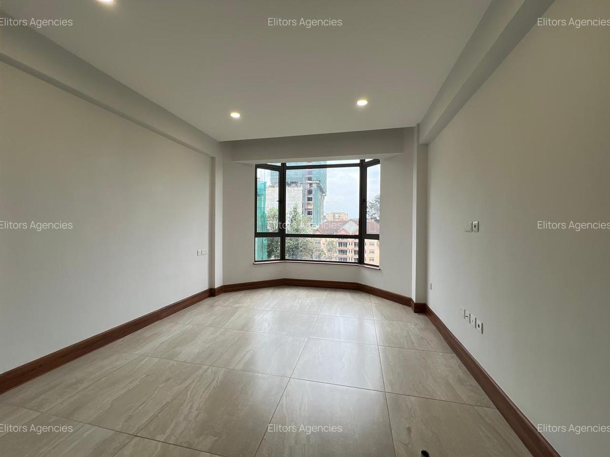 3 Bed Apartment with En Suite at Raphta Road - 8