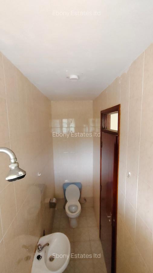 4 Bed Apartment with En Suite at Riverside Drive - 13