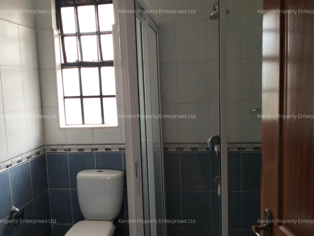 4 Bed Townhouse with En Suite in Runda - 16