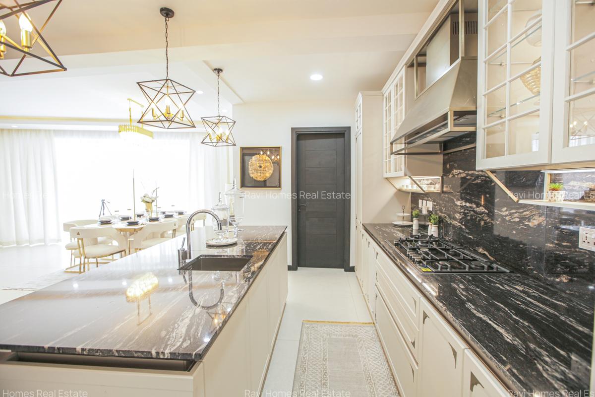 4 Bed Apartment with En Suite at General Mathenge - 3