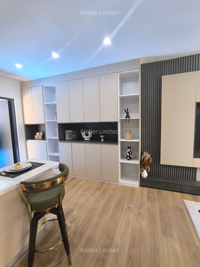 Studio Apartment with En Suite at Westlands - 11