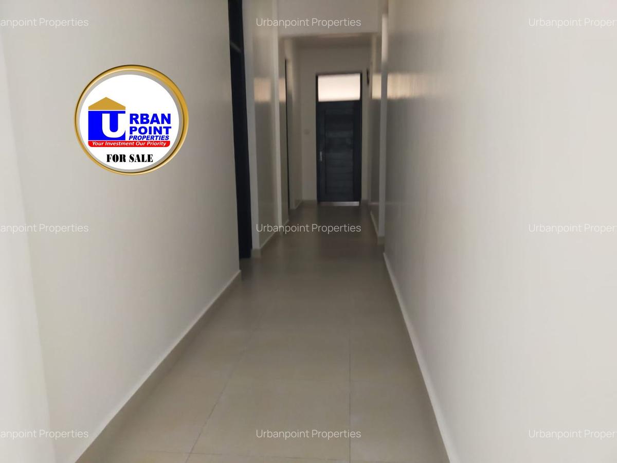 3 Bed Apartment with En Suite in Nyali Area - 2