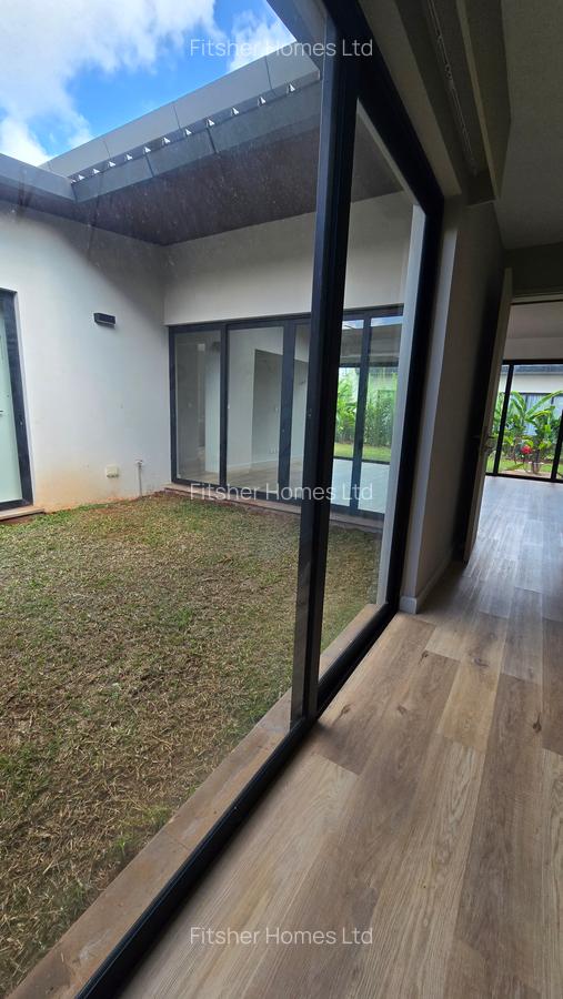 4 Bed Townhouse with En Suite in Karura - 18