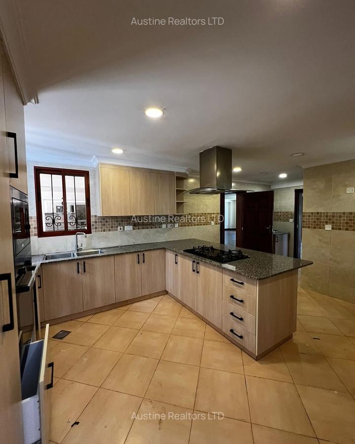 5 Bed Townhouse with En Suite at Shanzu Road - 4