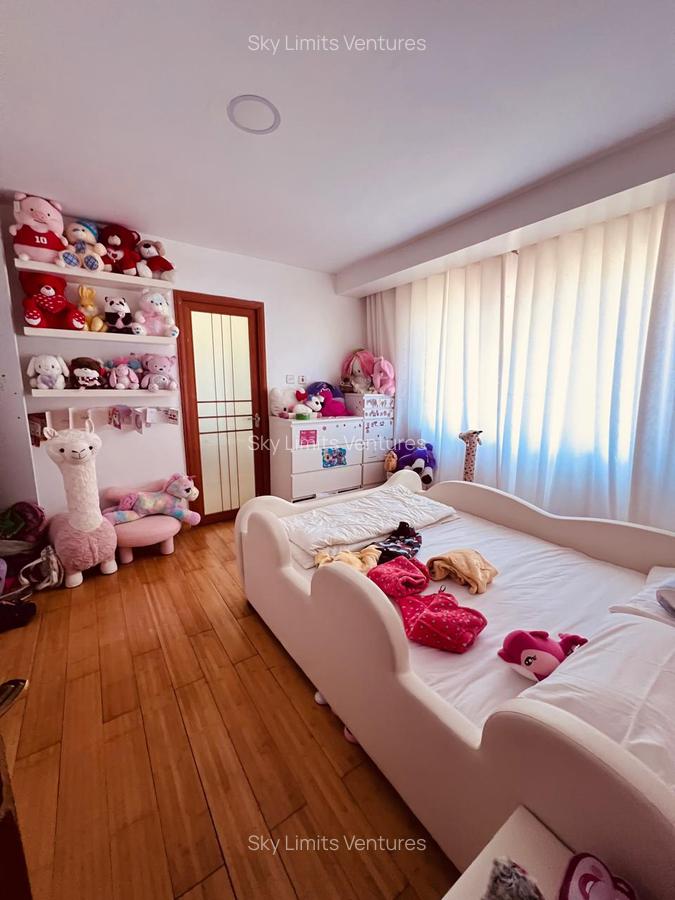 4 Bed Townhouse with En Suite in Runda - 10