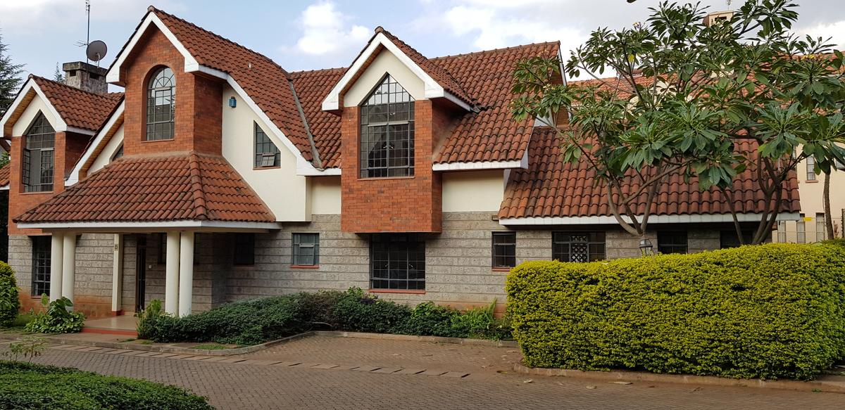 4 Bed Townhouse with En Suite at Chalbi Drive - 6