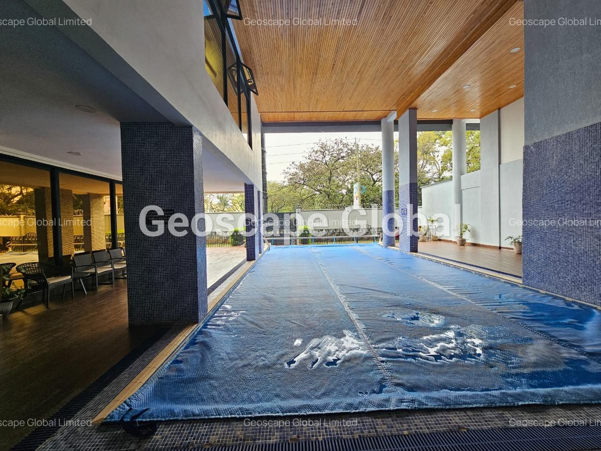 4 Bed Apartment with En Suite in Westlands Area - 1