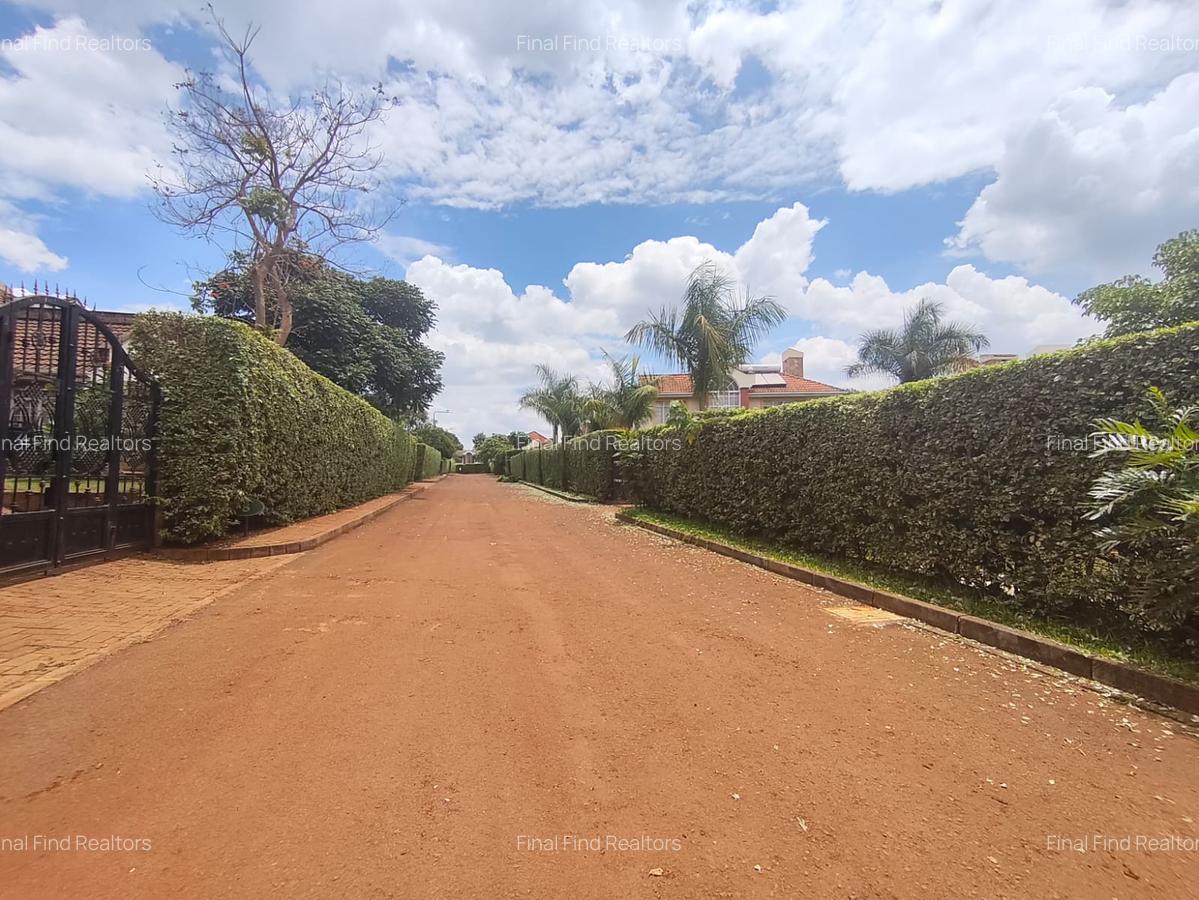 4 Bed Townhouse with Garden in Runda - 10