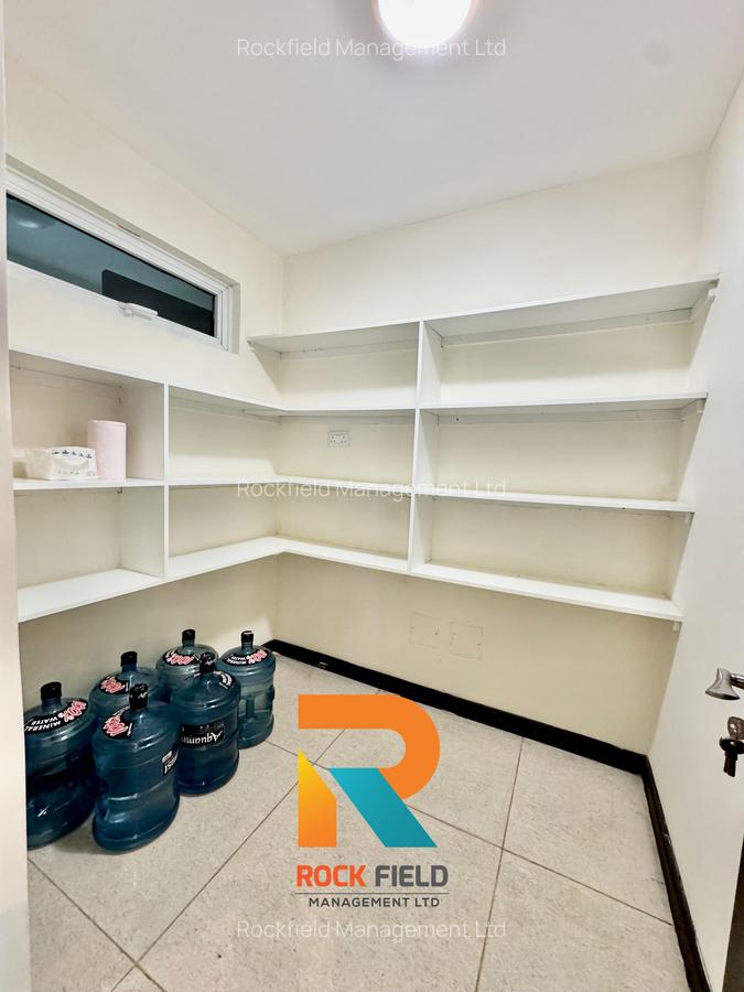 Furnished 3 Bed Apartment with En Suite in Riverside - 8