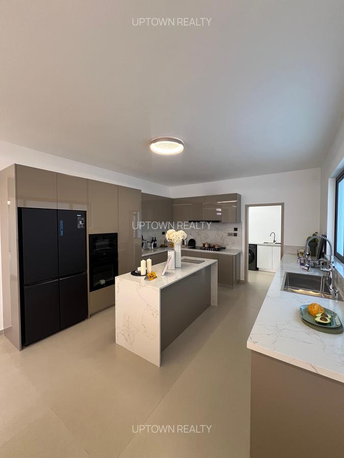 5 Bed Apartment with En Suite at Kilimani - 7