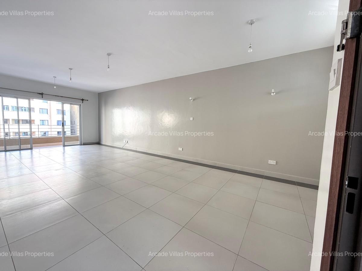 3 Bed Apartment with En Suite in Kileleshwa - 4