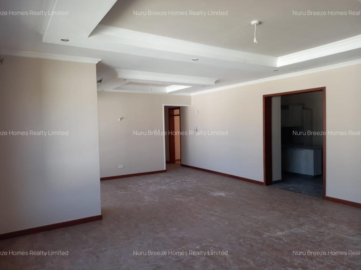 3 Bed Apartment with En Suite in Riverside - 6