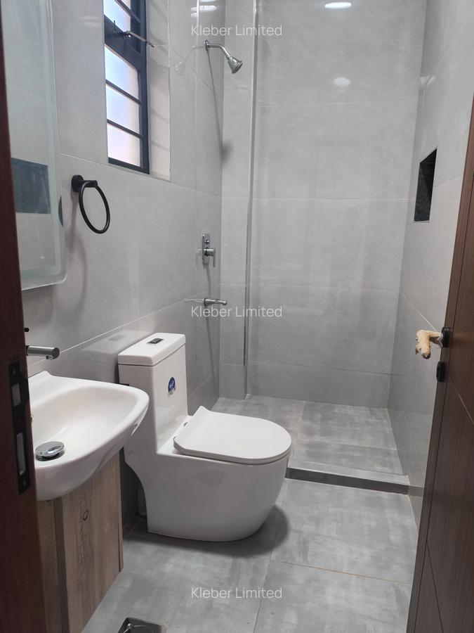 4 Bed Villa with En Suite at Muhuri Road Off Waiyaki Way - 9