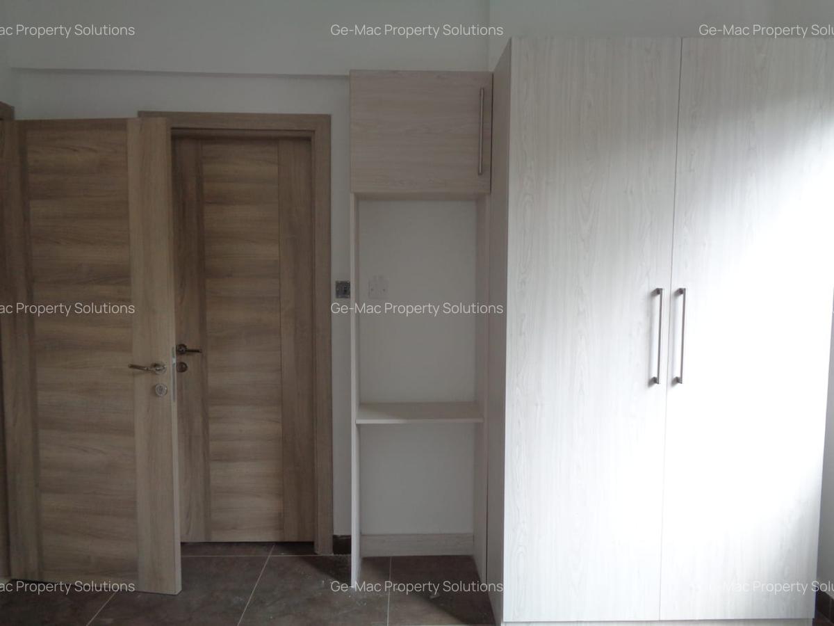 2 Bed Apartment with En Suite in Rhapta Road - 5