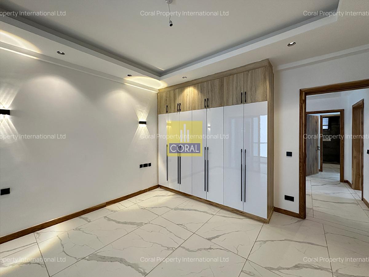 4 Bed Apartment in Westlands Area - 16