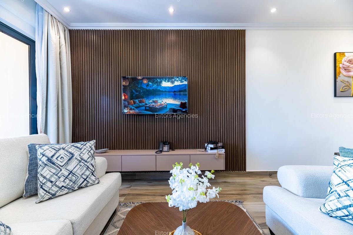 Serviced 2 Bed Apartment with En Suite at Brookside Drive - 6