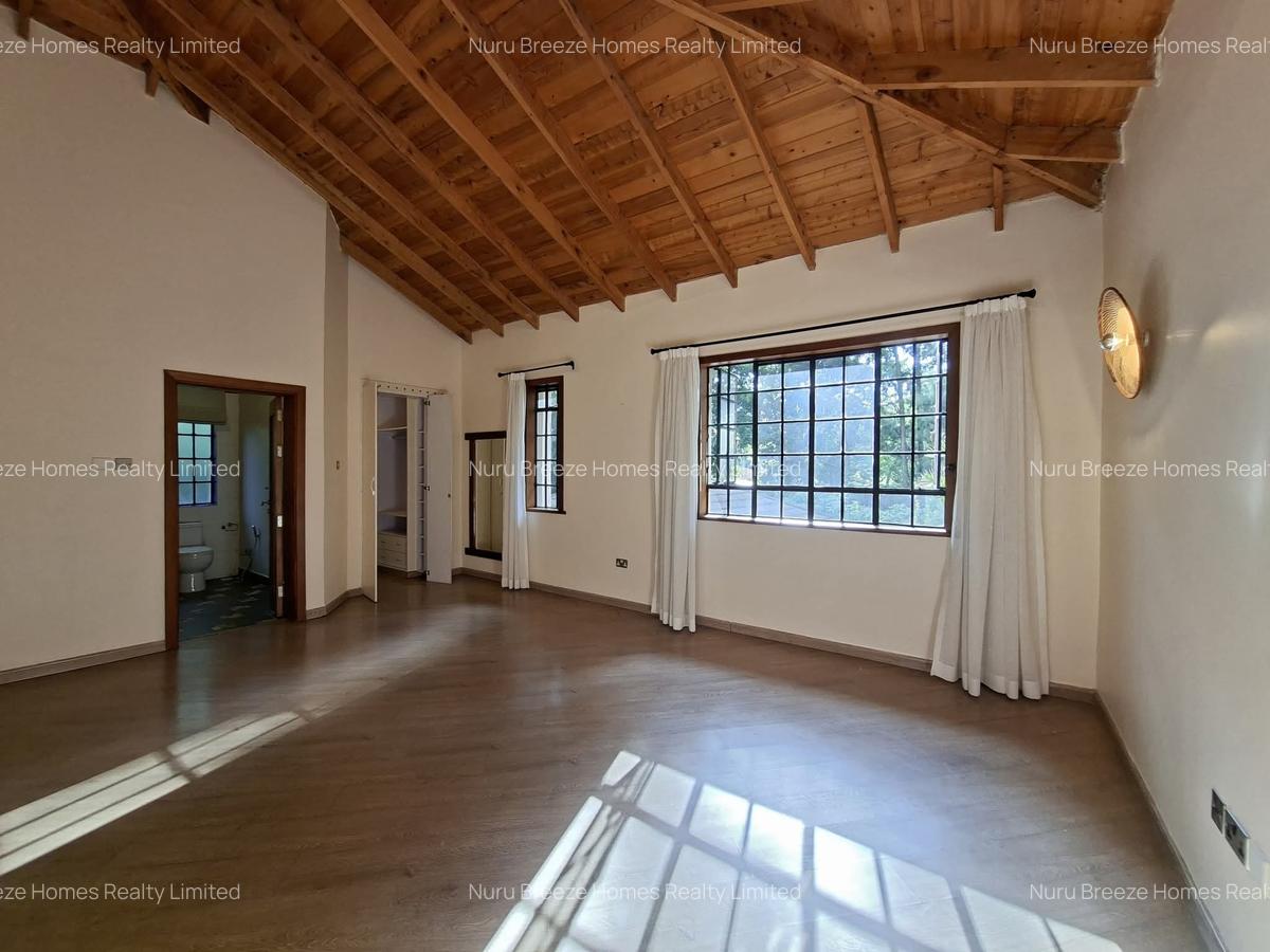 2 Bed Townhouse with En Suite in Lake View - 8