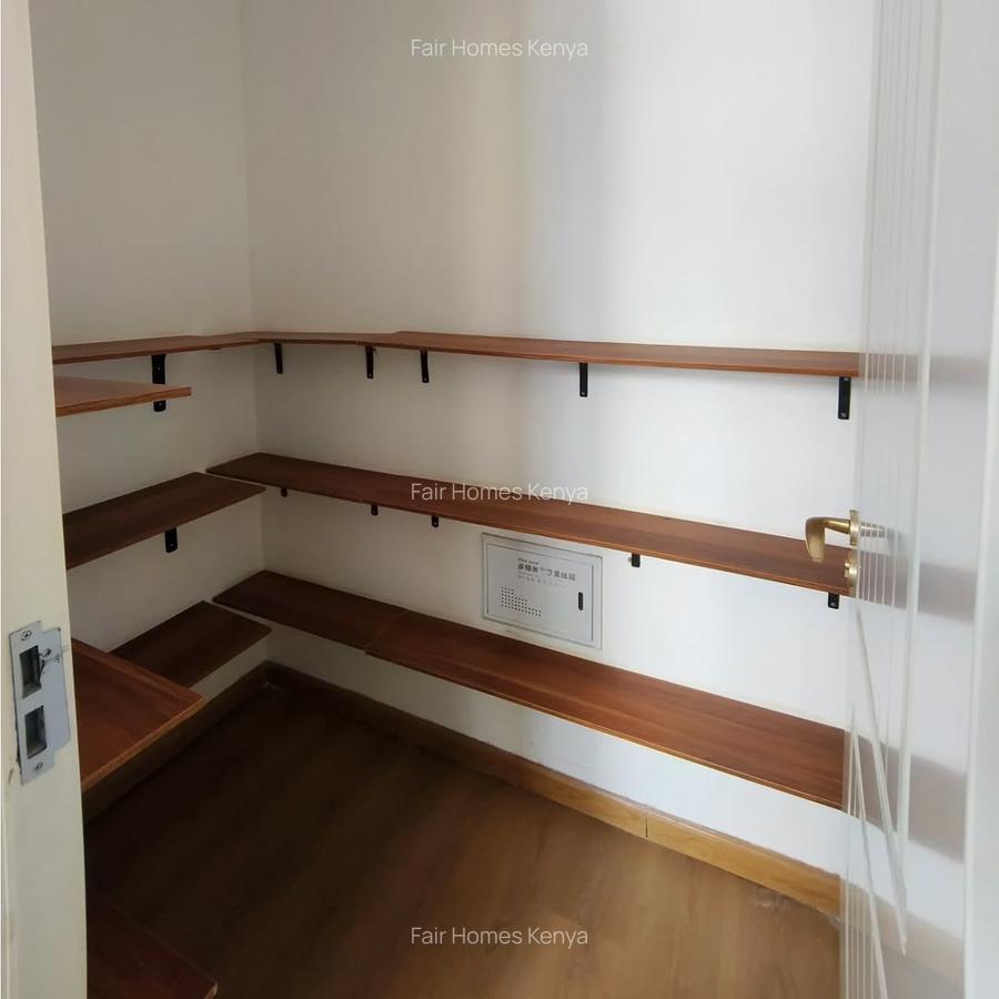 5 Bed Townhouse with En Suite at Lavington Green - 4