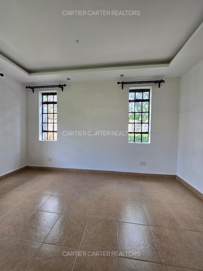 Serviced 2 Bed Apartment with En Suite in Karen - 8