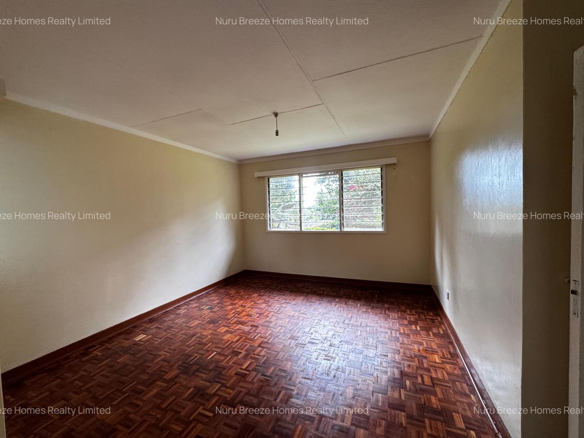 4 Bed House with En Suite in Loresho - 9