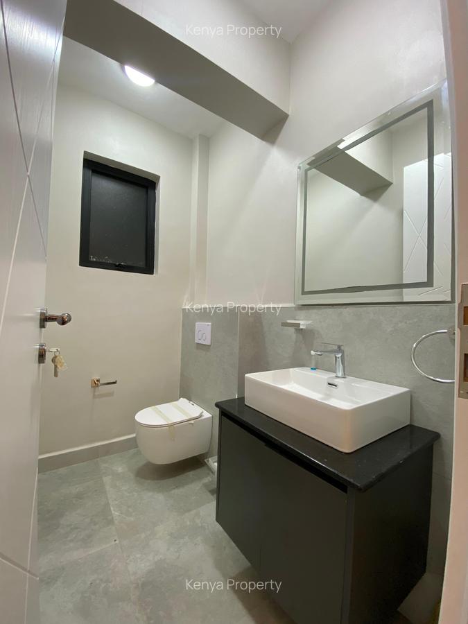 4 Bed Apartment with En Suite at General Mathenge - 15