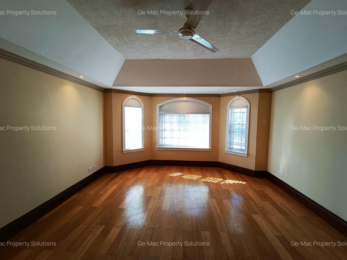 4 Bed House with En Suite in Kitisuru - 4