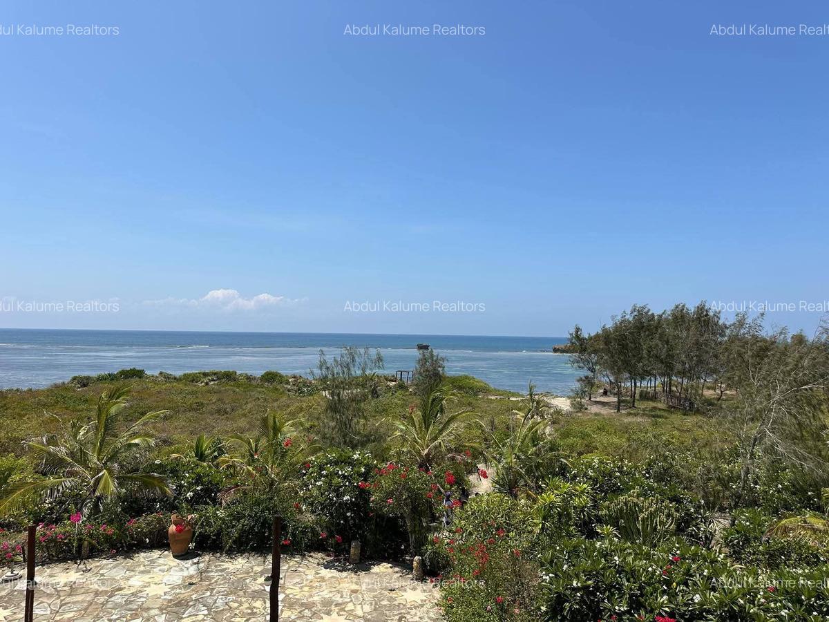 4 Bed House with En Suite at Watamu - 2