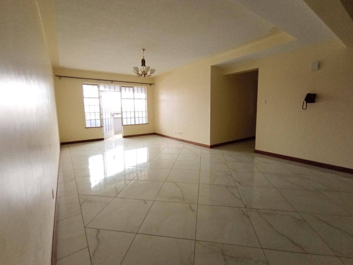 3 Bed Apartment with En Suite at Lavington - 2