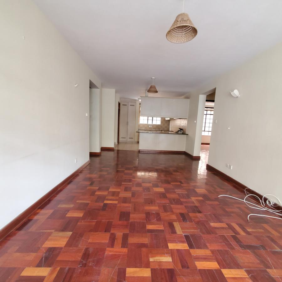 2 Bed Apartment with En Suite at Riverside Drive - 17