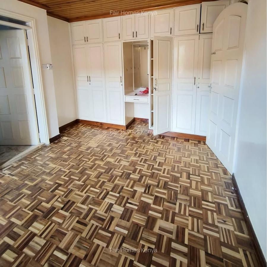 4 Bed Townhouse with En Suite at Othaya Road - 5