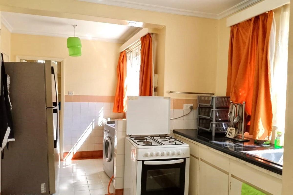 2 Bed Apartment with En Suite in Kilimani - 5