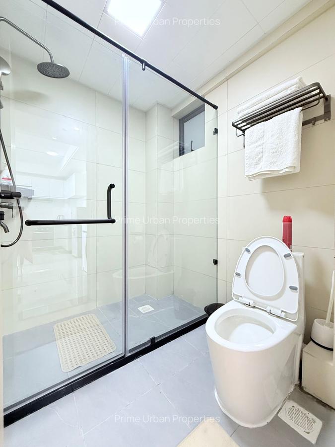 Serviced 1 Bed Apartment with En Suite in Westlands Area - 9