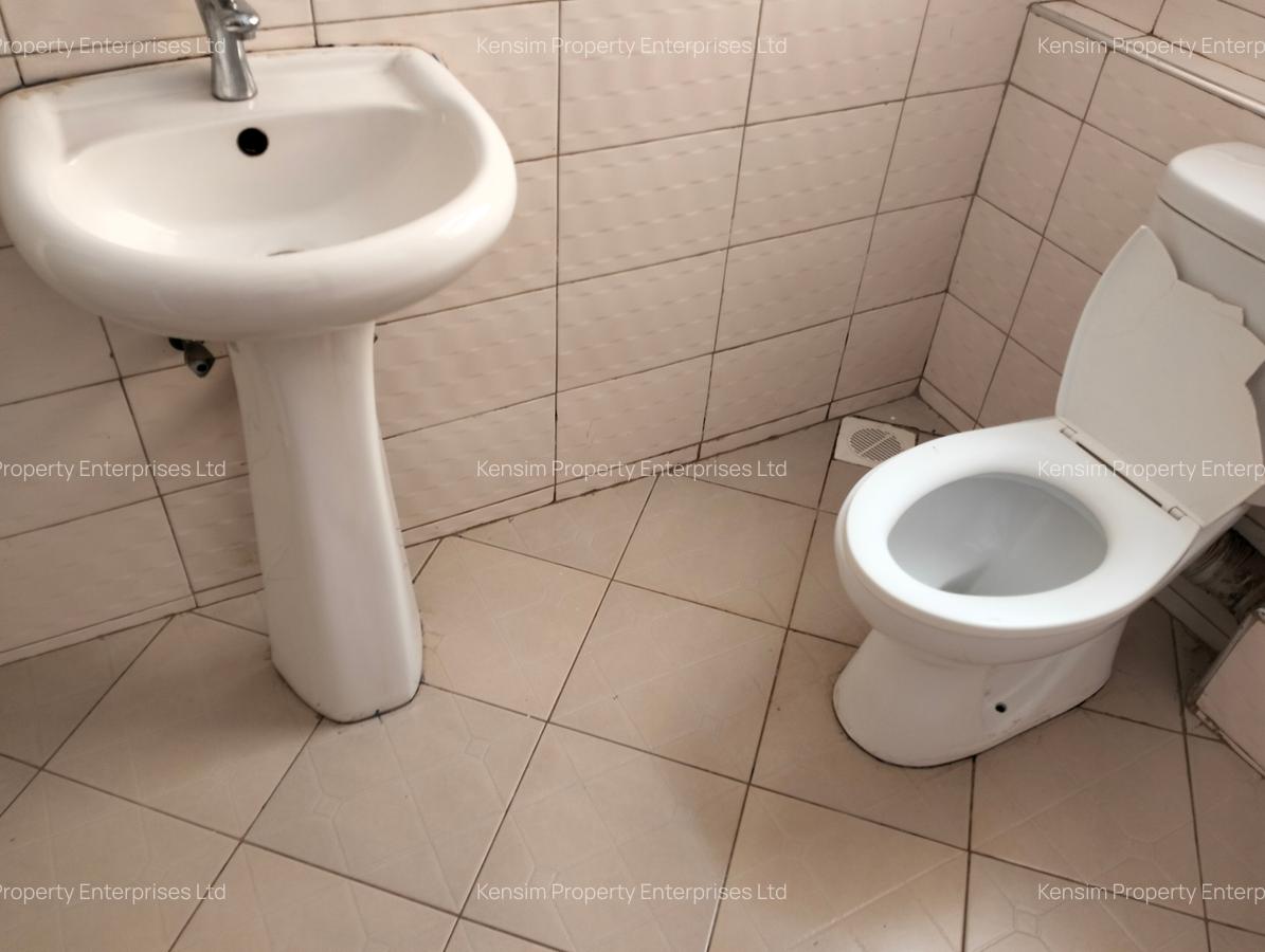 3 Bed Apartment with En Suite in Loresho - 10