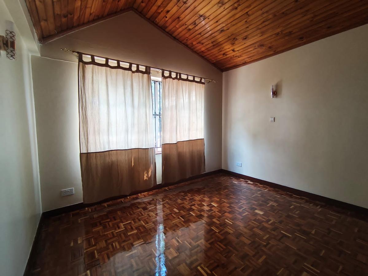 4 Bed House with En Suite at Runda - 12