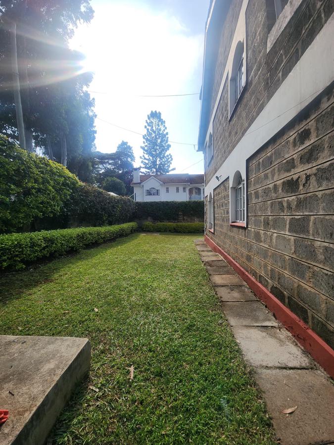 3 Bed Townhouse with En Suite in Lavington - 3