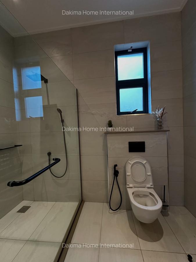 4 Bed Villa with En Suite in Loresho - 12