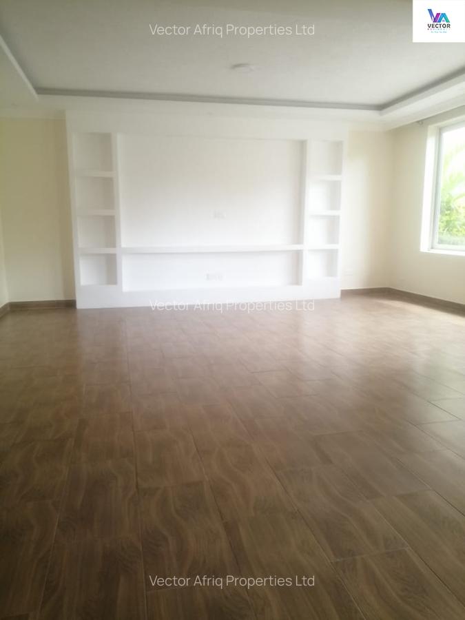 4 Bed Townhouse with En Suite in Syokimau - 3