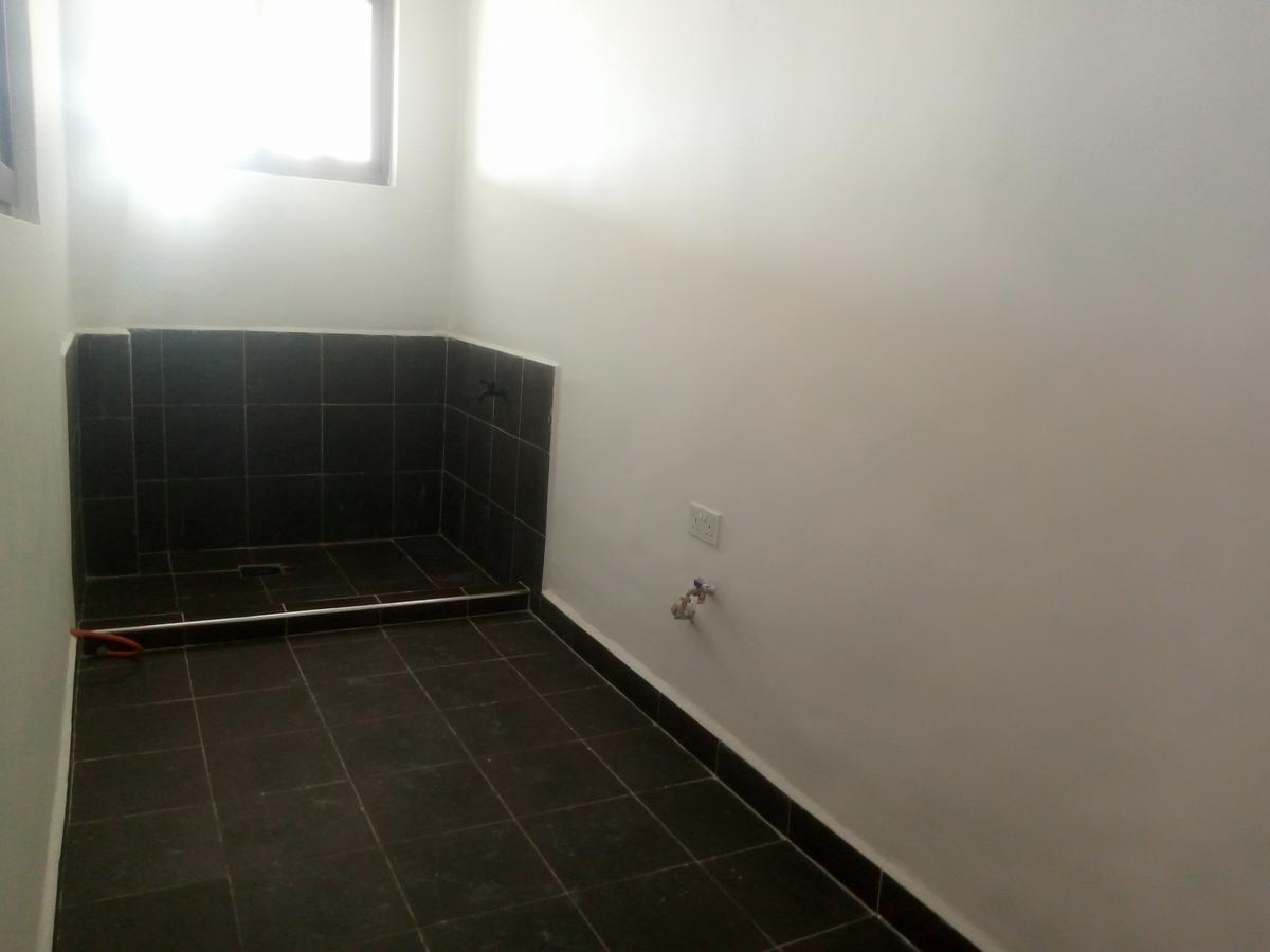 2 Bed Apartment with En Suite in Westlands Area - 9